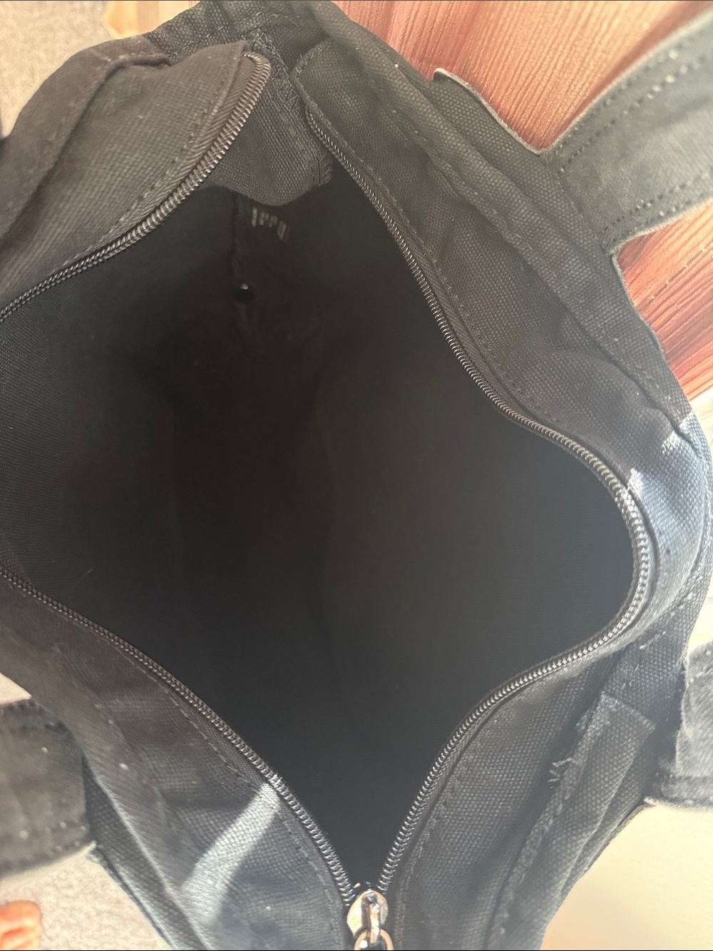Marc Jacobs Black Canvas Messenger Tote with Logo Front - Picture 6 of 7